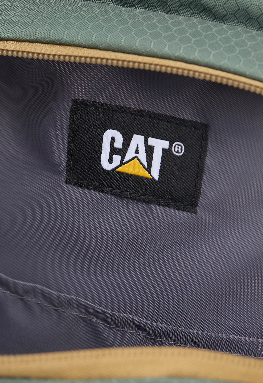Ajo Peak Sling Bag - Eucalyptus - Image 3