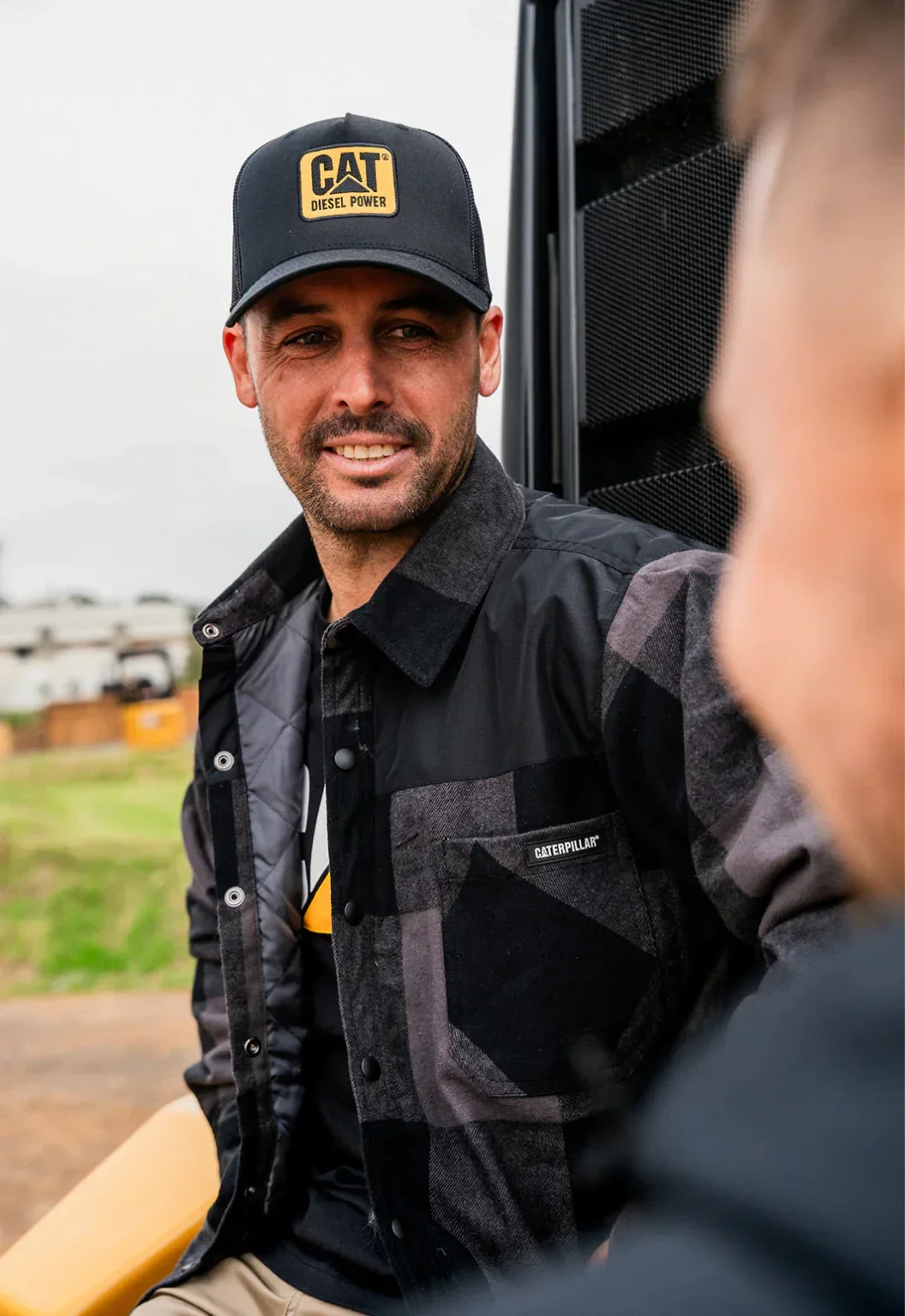 Block Check Insulated Shirt Jacket - Pitch Black Grey - Image 2