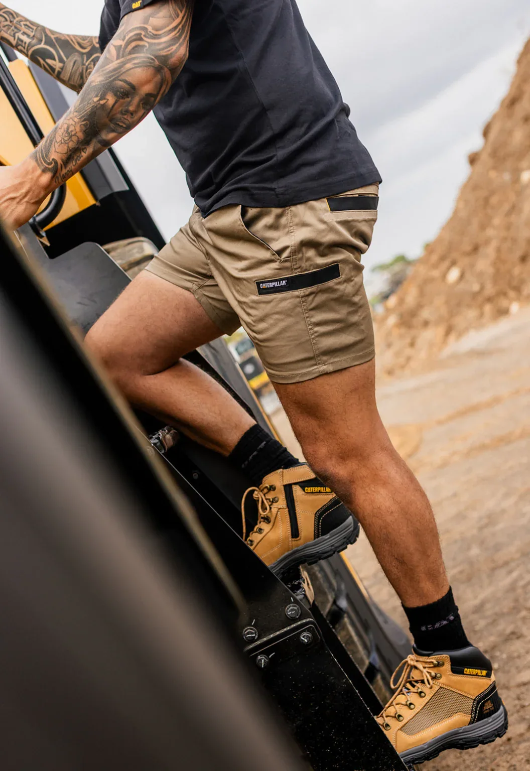Short Haul Shorts - Khaki - Image 2