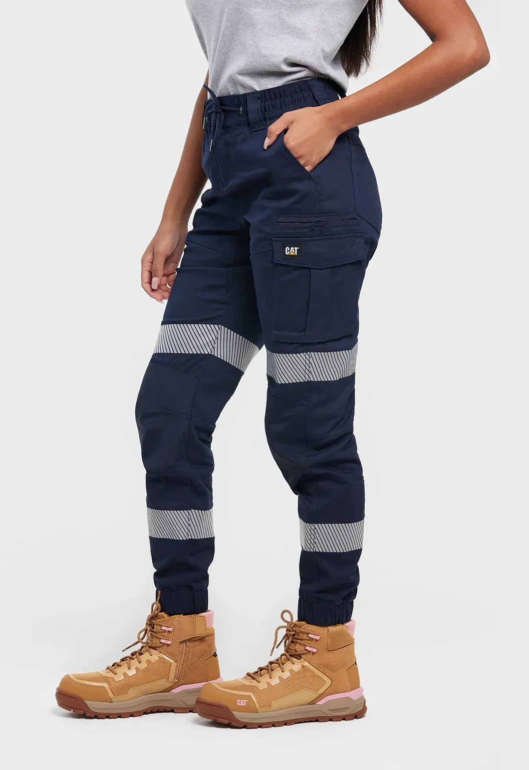 Women's Taped Cuffed Dynamic Pant - Image 3